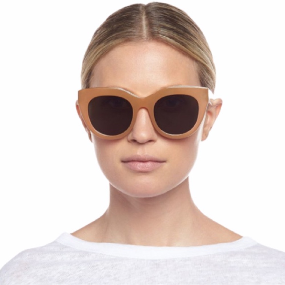 Le Specs Air Heart Caramel Cat Eye Sunglasses NWT